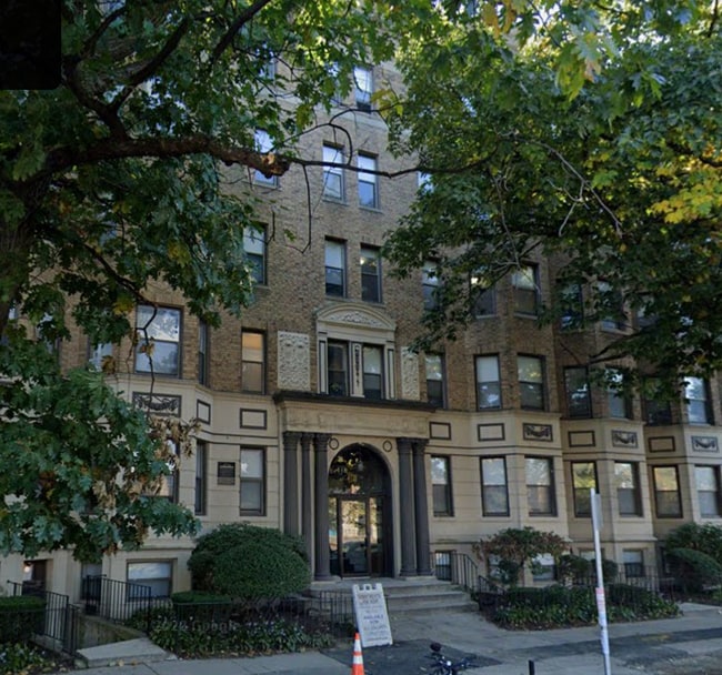 Building Photo - 1148 Commonwealth Ave Unit 15 Rental