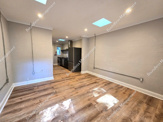 Photo - 712 Highland Ave NE Unit Apt 4