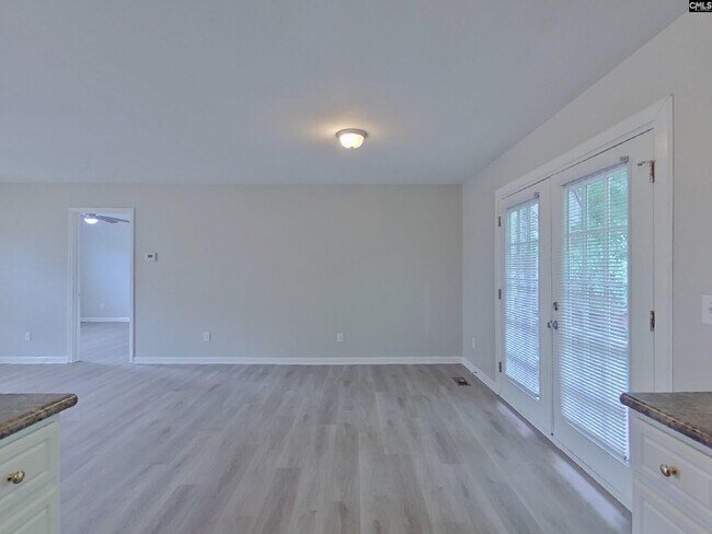 Photo - 201 Trowbridge Rd