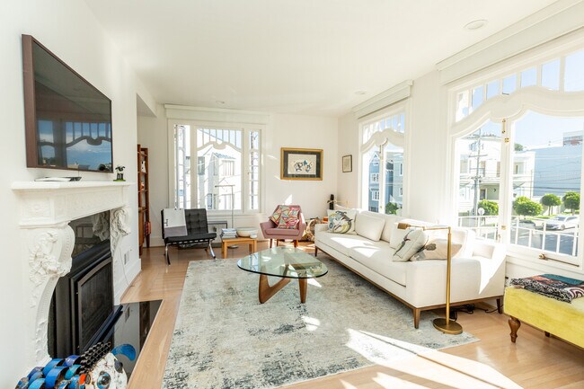 Building Photo - 95 26th Ave Unit D