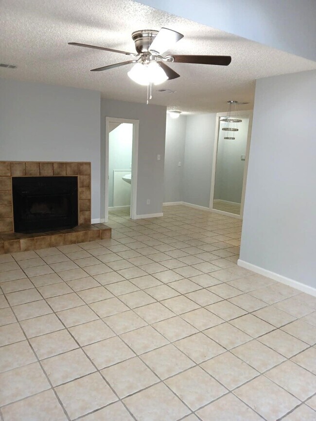 Photo - 2379 Briarwest Blvd