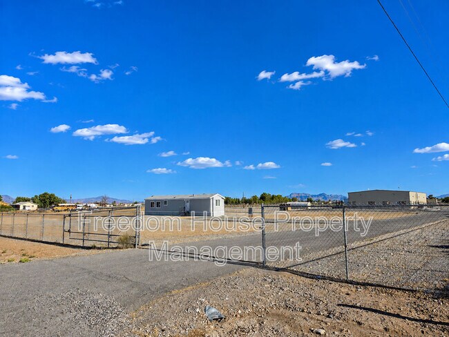 Photo - 1410 E Manse Rd