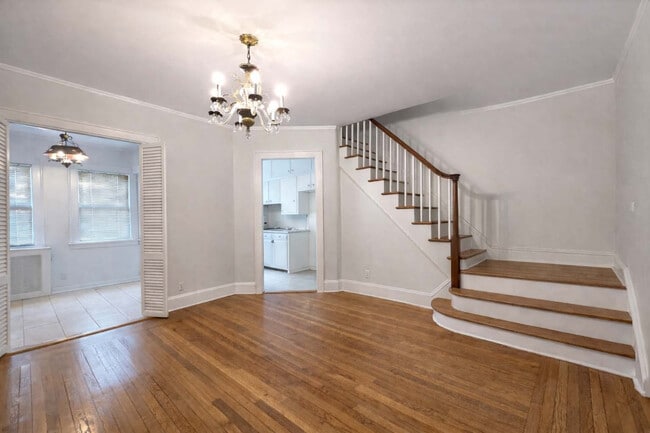 Photo - 2-17 Burns St