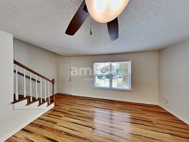 Photo - 2126 Burgess Ln