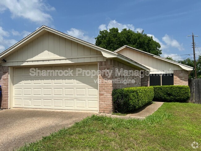 Building Photo - 1102 Chapel View Dr Rental