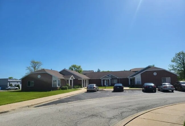 Photo - Lake Point Landing Phase I