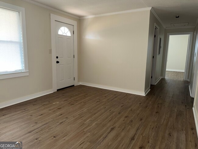 Photo - 1011 Walnut Ave SE