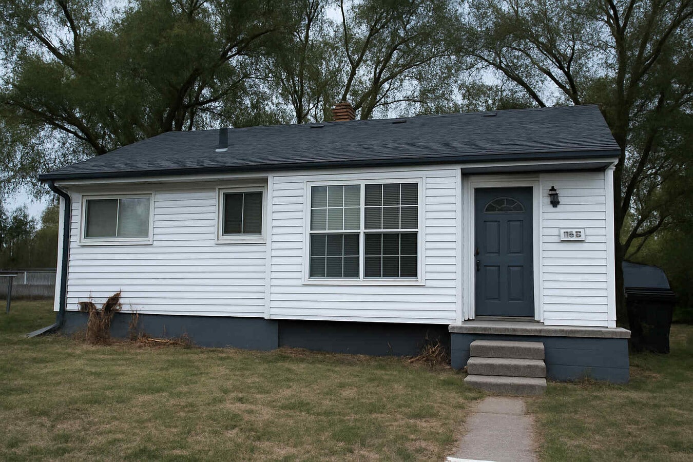 Photo - 19668 Hanna St