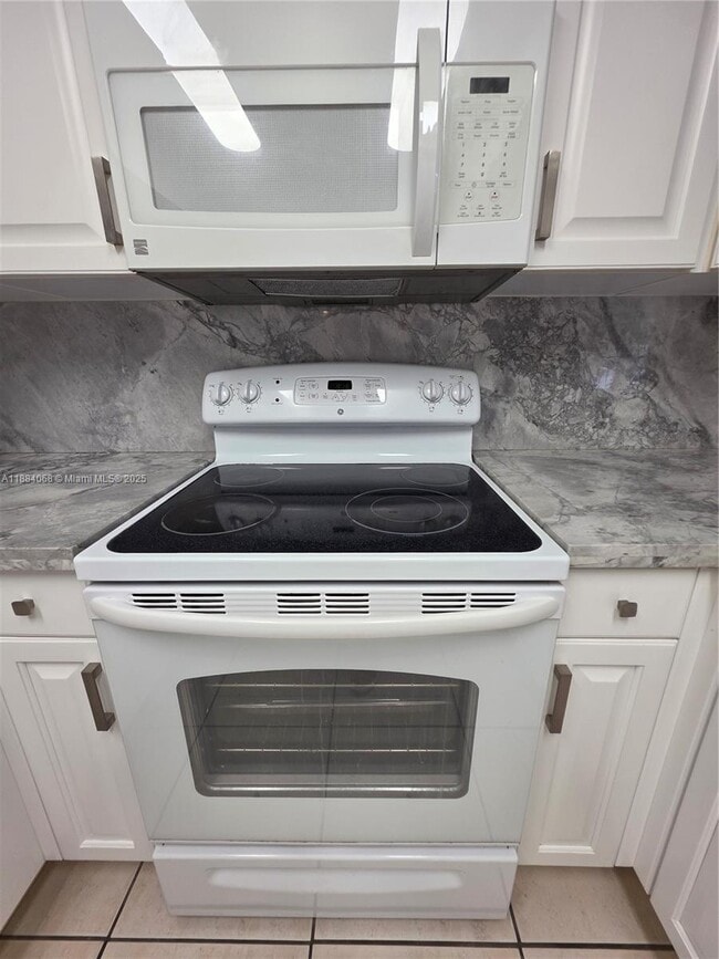 Photo - 14760 Lewis Rd