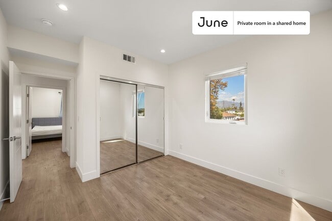 Photo - Room in Shared 4 bed/4 bath home Unit A