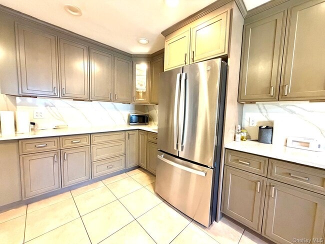 Photo - 906 Park Ct