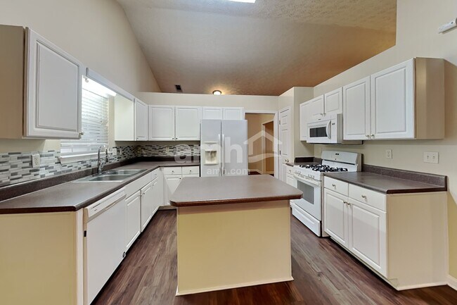 Photo - 1735 Westfield Ct