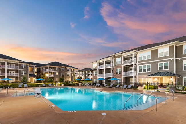 Building Photo - Abberly Market Point Rental