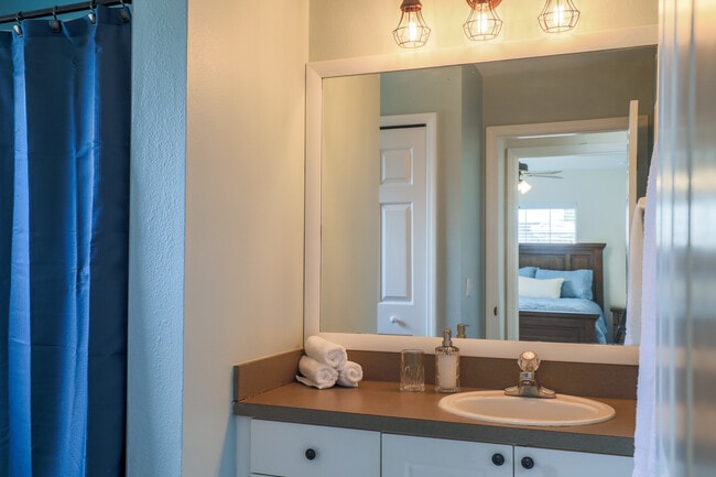 Photo - 1216 Doris Ave