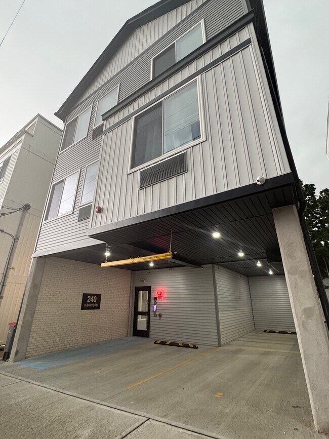 Building Photo - 242 Harrison St Unit 301
