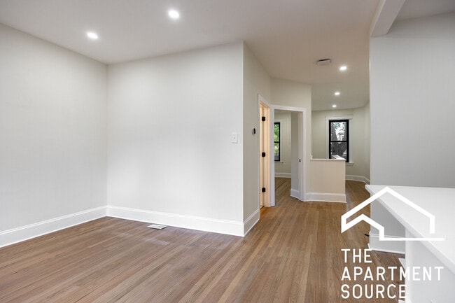 Photo - 4638 N Hamilton Ave Unit 1F