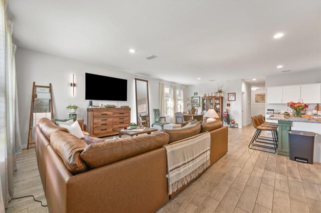 8912 Boulder Oak Blvd
