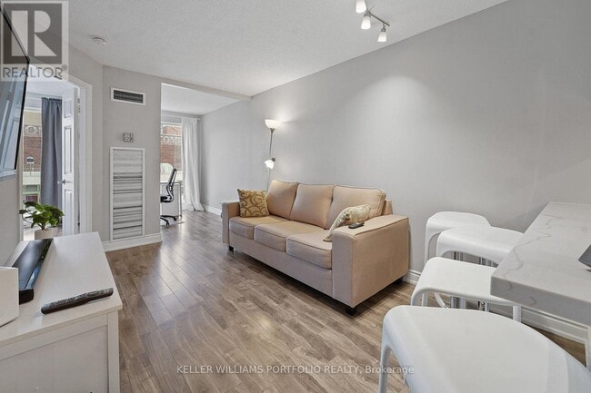 Photo - 222 The Esplanade Unit 530