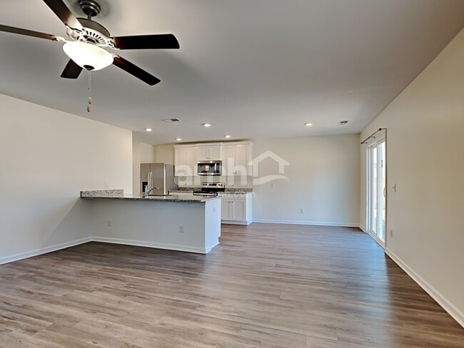 Photo - 1321 John Swann St