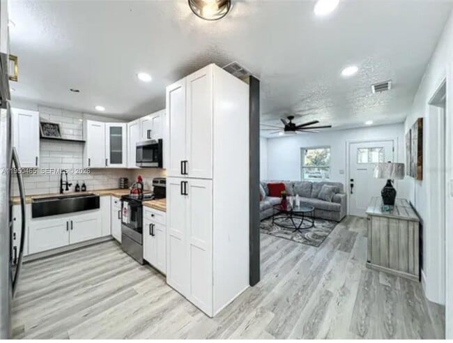 Photo - 5345 Avon Ct