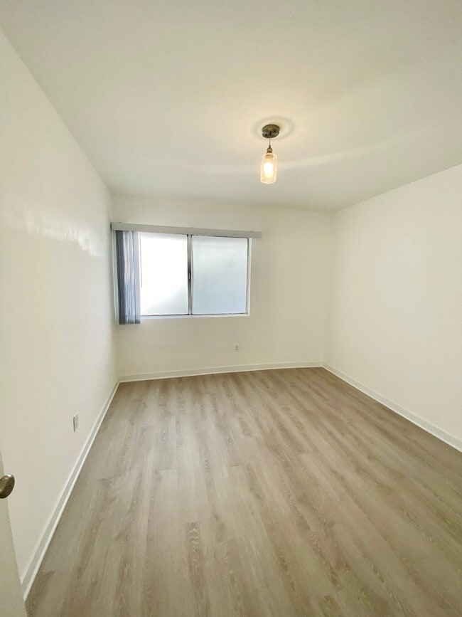 Photo - 1534 10th St Unit 7