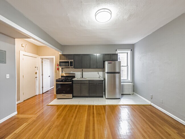 Photo - 758 Jersey Ave Unit D4