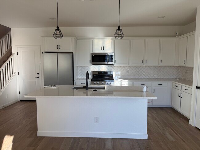 Photo - 18085 W Lupine Ave