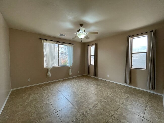 Photo - 1728 Colton Dr