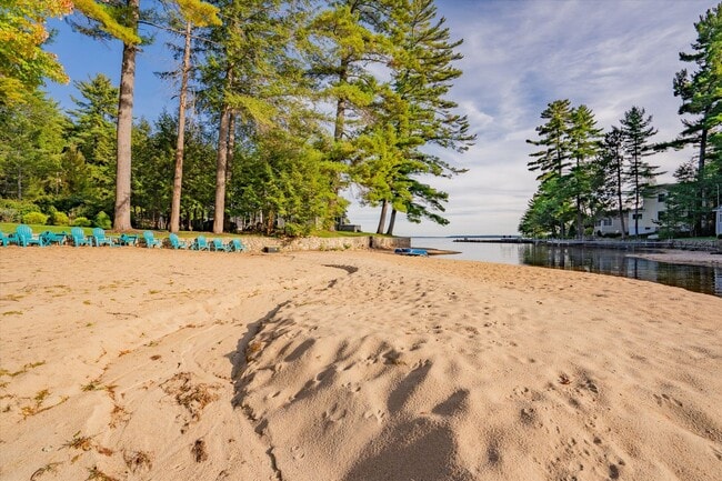Photo - 21 Hemlock Point Rd
