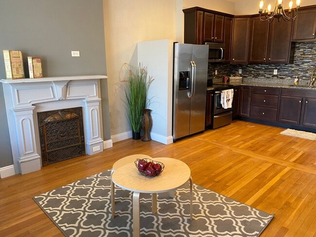 Photo - Renovated Hill Home for Rent!