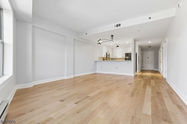 48 S Park St Unit 517