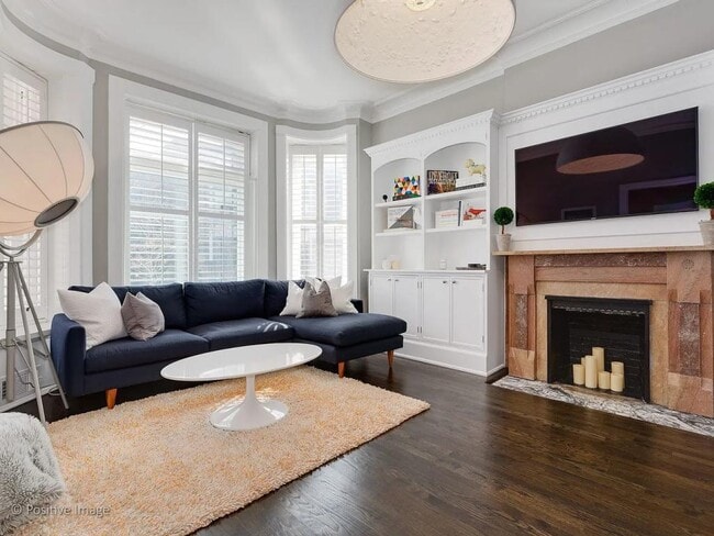 Photo - 1814 N Lincoln Park W