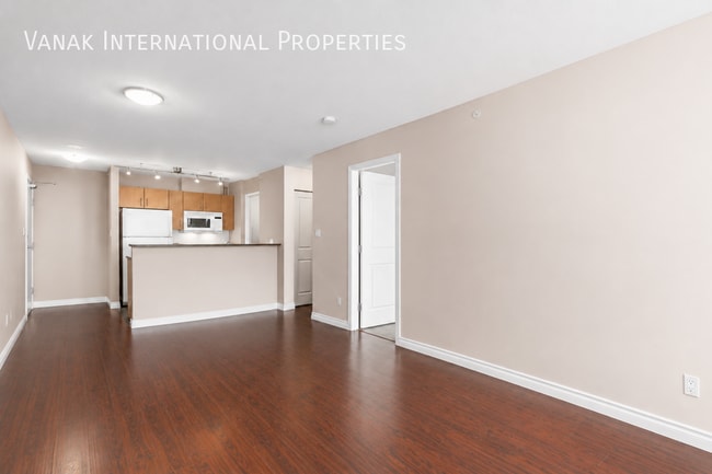 Stylish 1 Bed + Den | 1 Bath | 550 Sq. Ft. | Yaletown Living