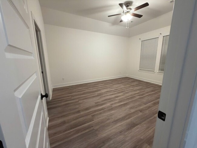 Photo - 4225 Florentina Ave