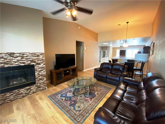 Photo - 820 Peachy Canyon Cir Unit 203