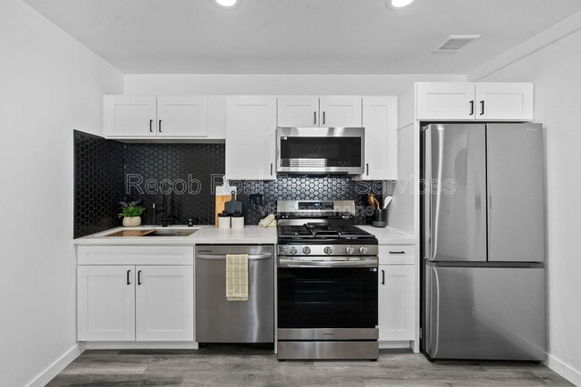 Photo - 5116 69th St Unit 5114