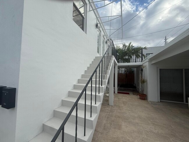 Photo - 5909 S Dixie Hwy Unit 2b