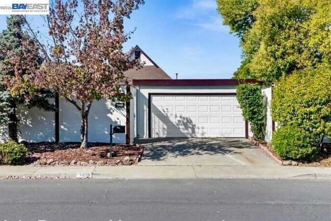 Building Photo - 3098 Stadium Ave