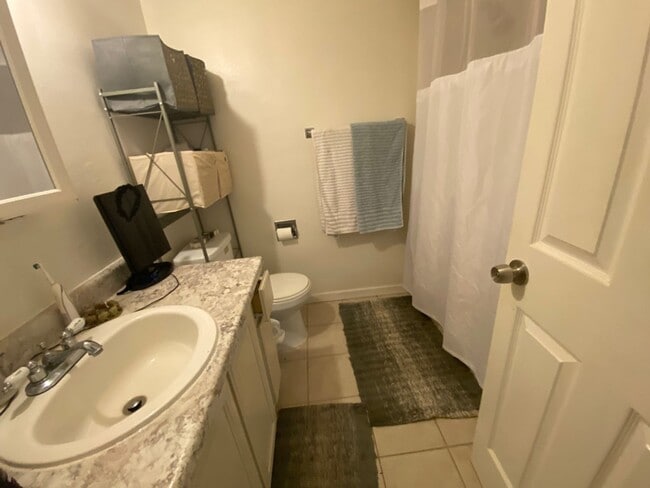 Photo - Downtown 2 bedroom ground floor apartment Unit #14