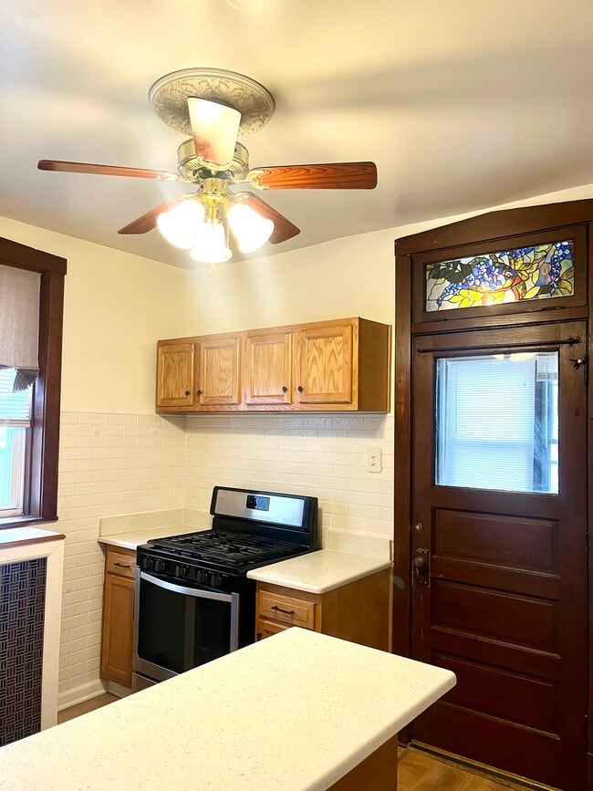 Kitchen - 3941 N Christiana Ave Unit 1
