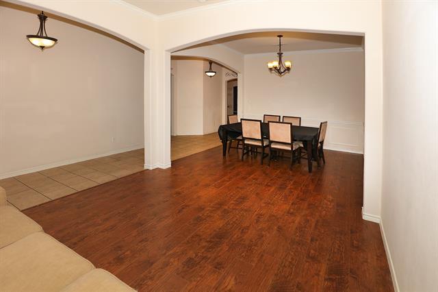 Photo - 1615 Bur Oak Dr