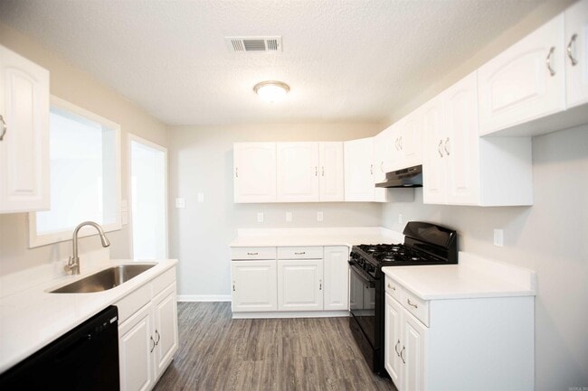 Photo - 2113 Muldrow Dr