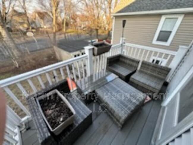 Photo - 24 Cushing St