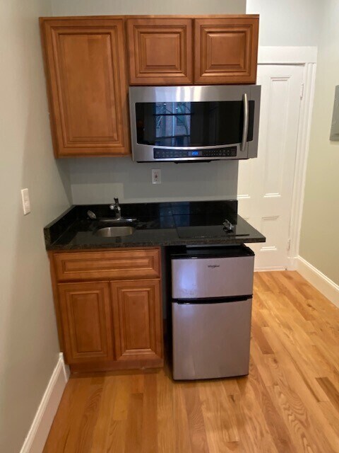 Photo - 400 Marlborough St Unit 3