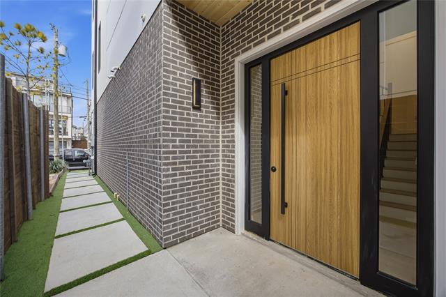 Photo - 4220 Munger Ave