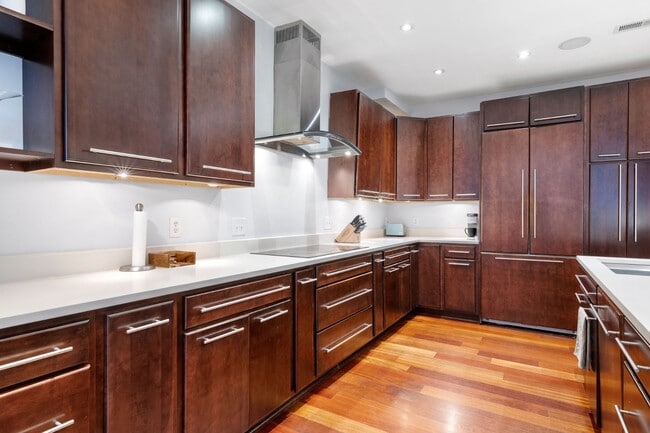 Photo - 182 E Bay St Unidad 203