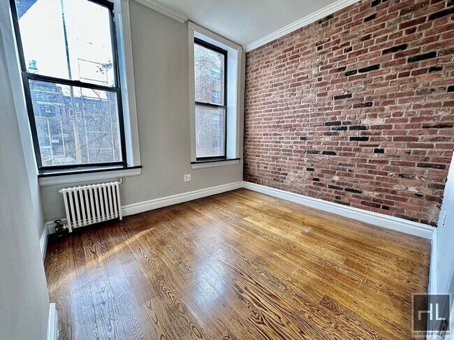 Photo - MOTT ST. Unit 8