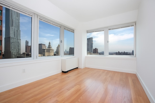 135 John St