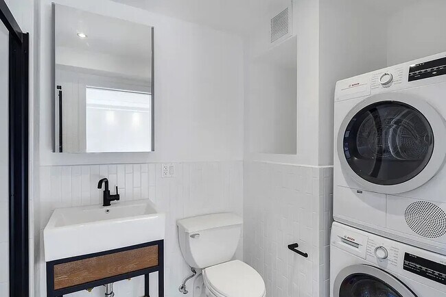 Photo - 10 Rutgers St Unit 6L