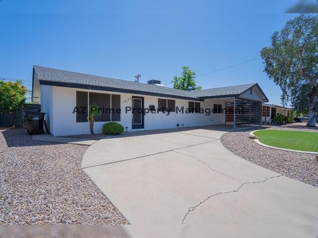 Building Photo - 3625 Hayden Rd